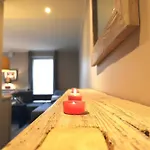 Ferienhaus mit neuen und sehr hochwertigen Appartements in zentraler Lage in Westerland