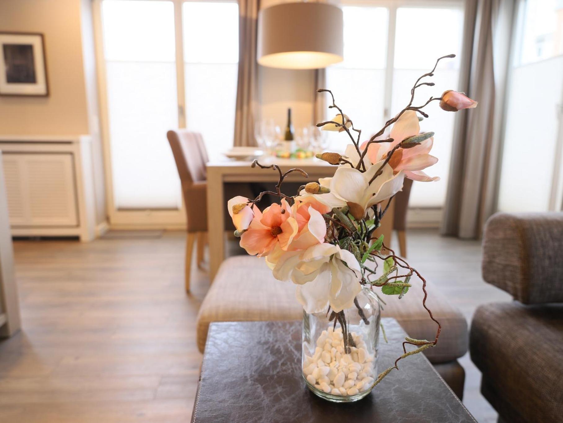 Apartment Mit Neuen Und Sehr Hochwertigen In Zentraler Lage In Westerland